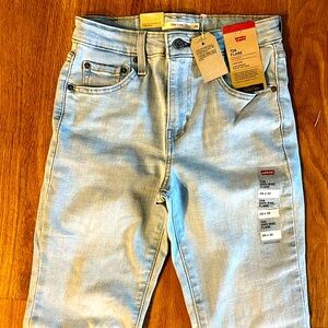 Levi’s 726 Flare 26x32 jeans